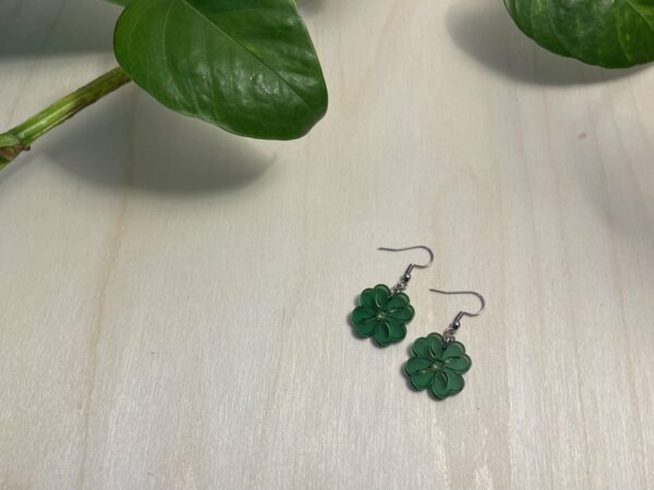 Acrylic clover dangle earrings